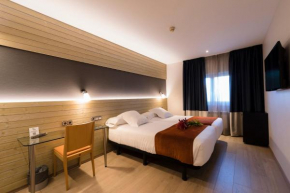  Hotel Avenida  Ла-Корунья